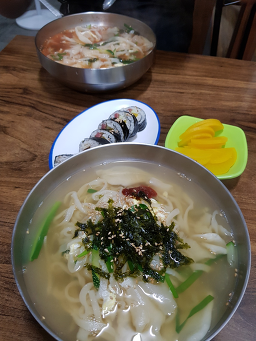 엄마손칼국수 대표 사진
