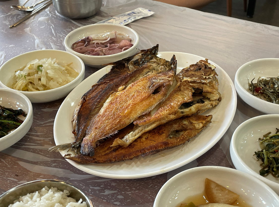 몽그레식당 학동본점 사진 2