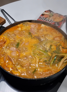 땅스부대찌개 통영봉평점 대표 사진