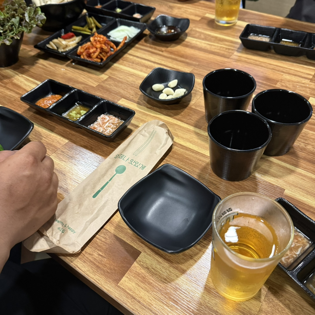 동네바보족발 부산명지점 사진 2