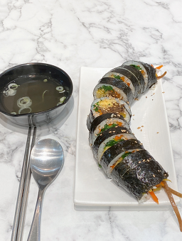 마녀유부&김밥 대표 사진