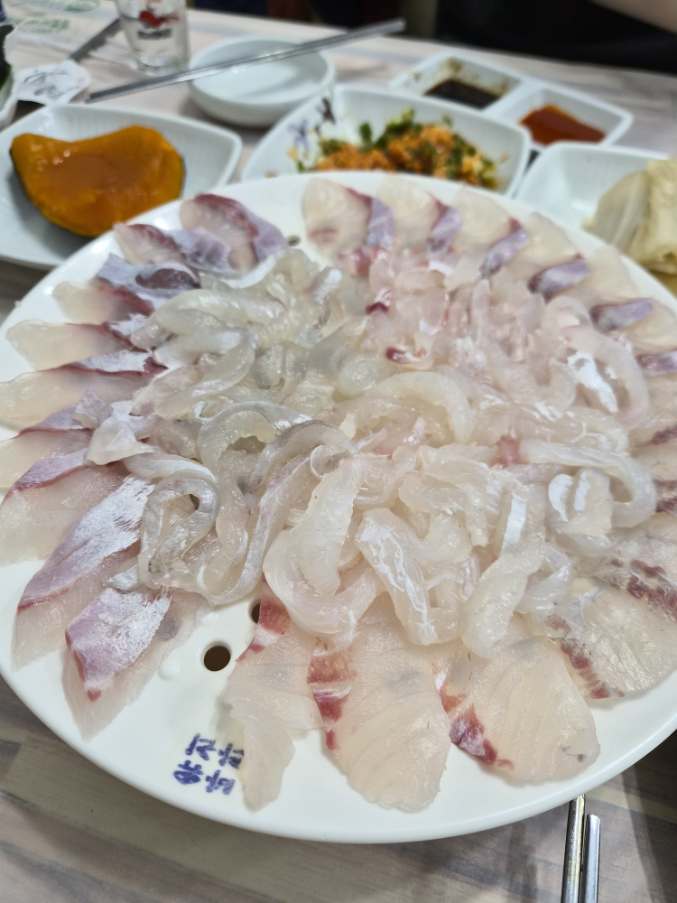 소나무횟집 사진 3