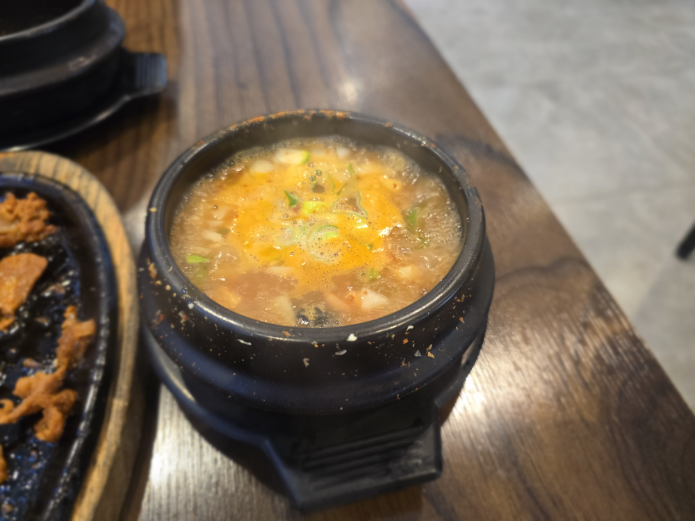 웰빙황토우렁이쌈밥 본점 대표 사진