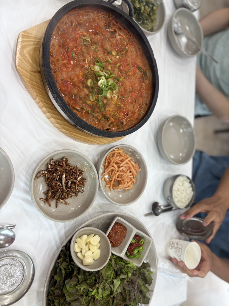 봄내 멸치쌈밥전문점 사진 4