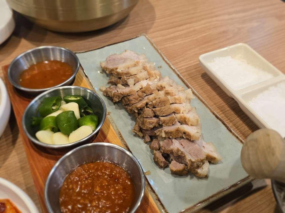 진밀옥 대표 사진