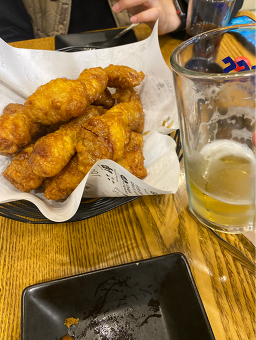 교촌치킨 팔마점 사진 3