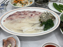 중앙횟집 사진 5