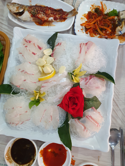 장군도횟집 사진 4