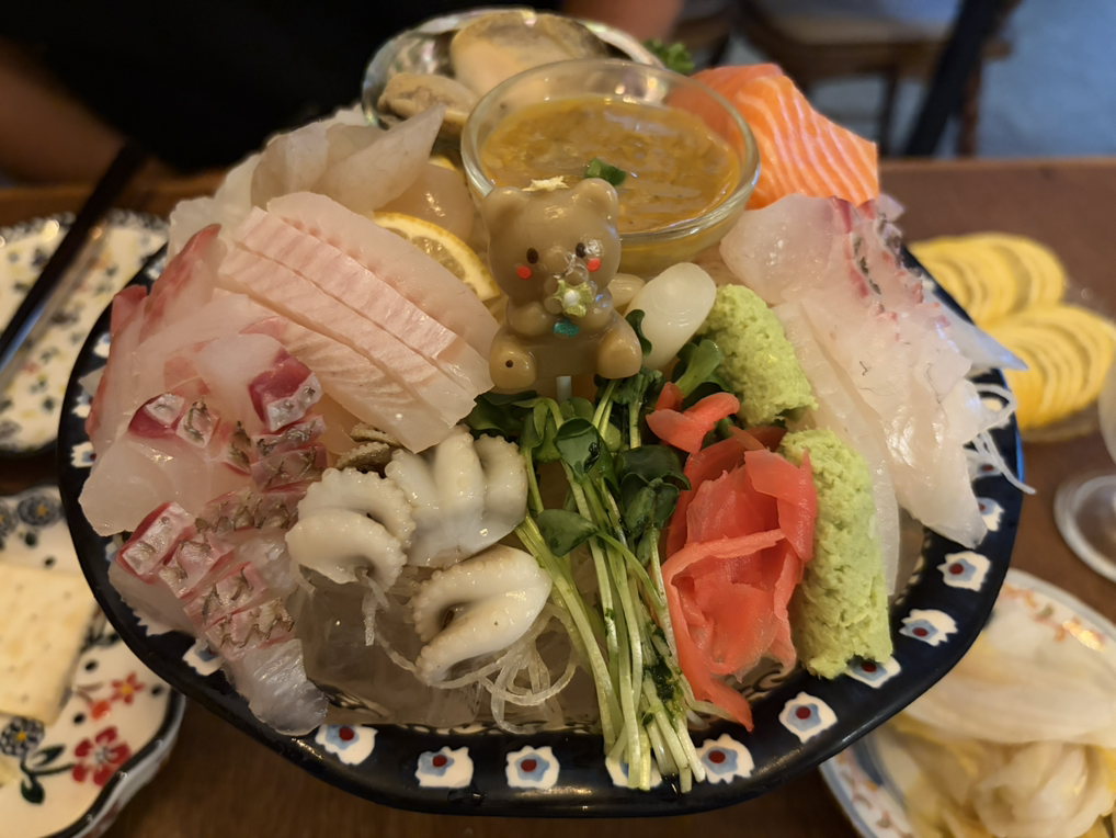 사십이 대표 사진