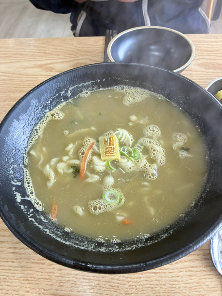 배말칼국수김밥 거제학동점 사진 5