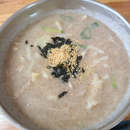 양푼이국수 대표 사진