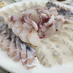 동강횟집 사진 2