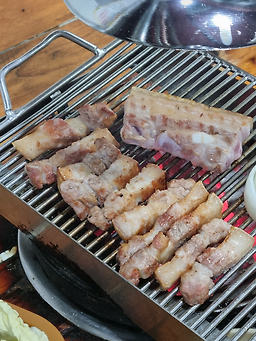 삼겹살화덕구이 사진 2