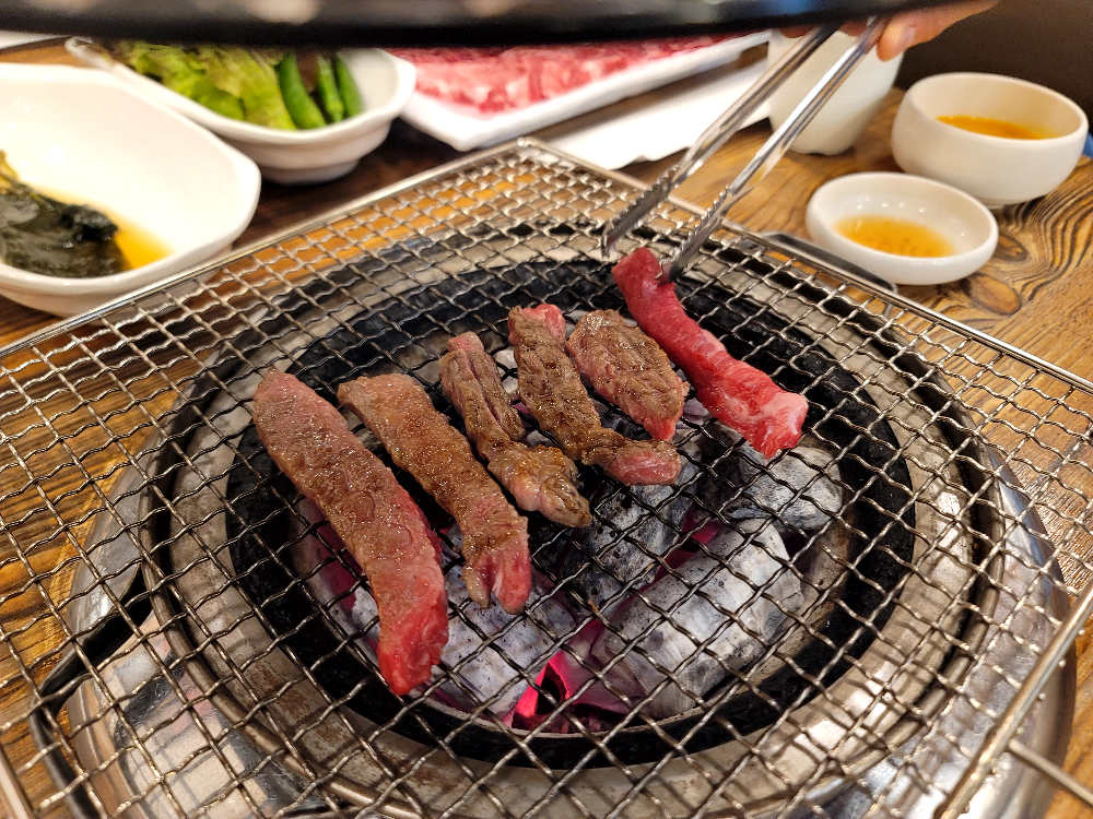 부산한우맛집 옛기와 사진 2