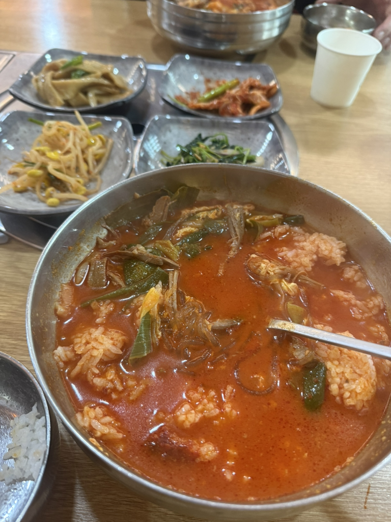 진진육개장 대표 사진