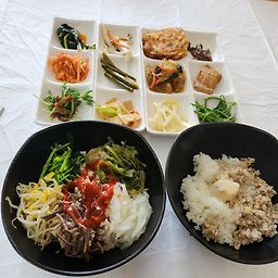 영진보리밥쌈밥 대표 사진