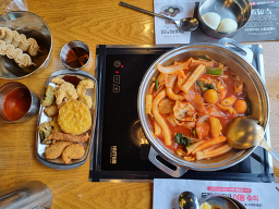 두끼떡볶이 부산대점 대표 사진