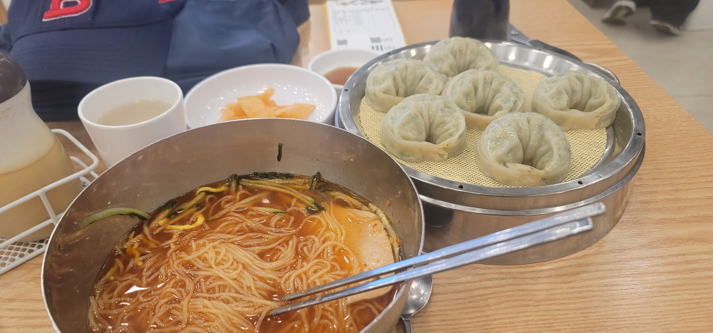 명가밀면 사진 4