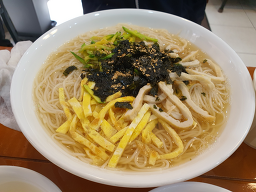 달맞이국수집 사진 7