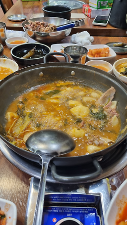 라라감자탕 사진 2