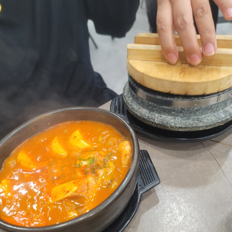 완뚝순두부 부산역점 사진 3