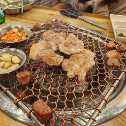 돼지영농후계자 신호점 사진 2