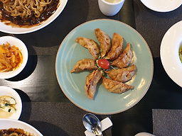 예옌 대표 사진