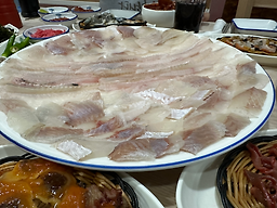 강어횟집 사진 2