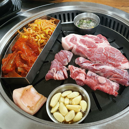 안동꿀돼지 사진 2