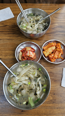강릉감자옹심이 강릉본점 사진 4