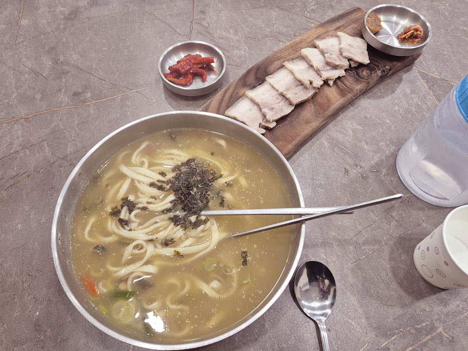 제주돌담칼국수 범어사점 사진 4
