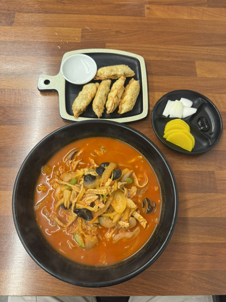 성우 대표 사진