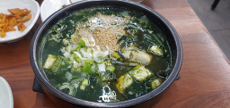 신통영굴국밥 사진 3