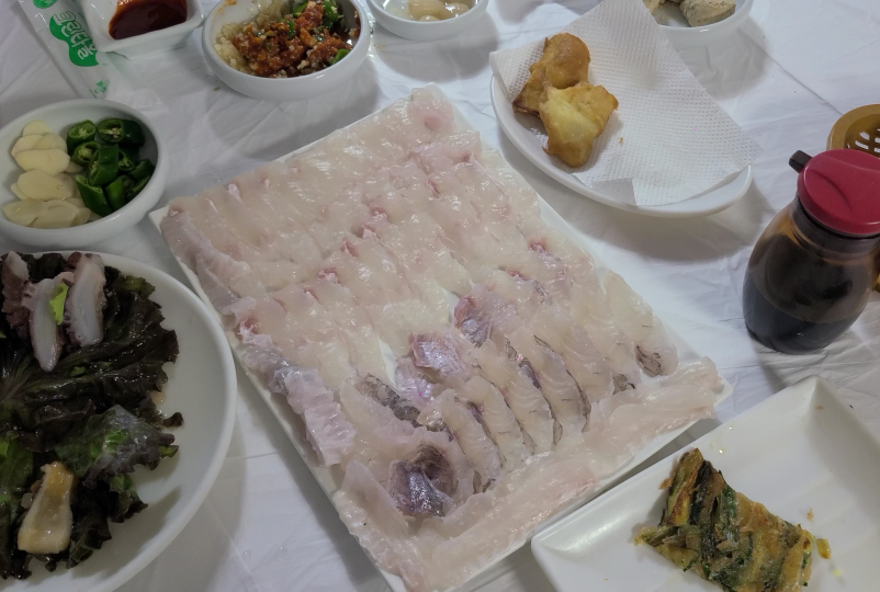 동해횟집 대표 사진