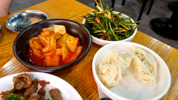 왕대박돼지국밥 사진 2