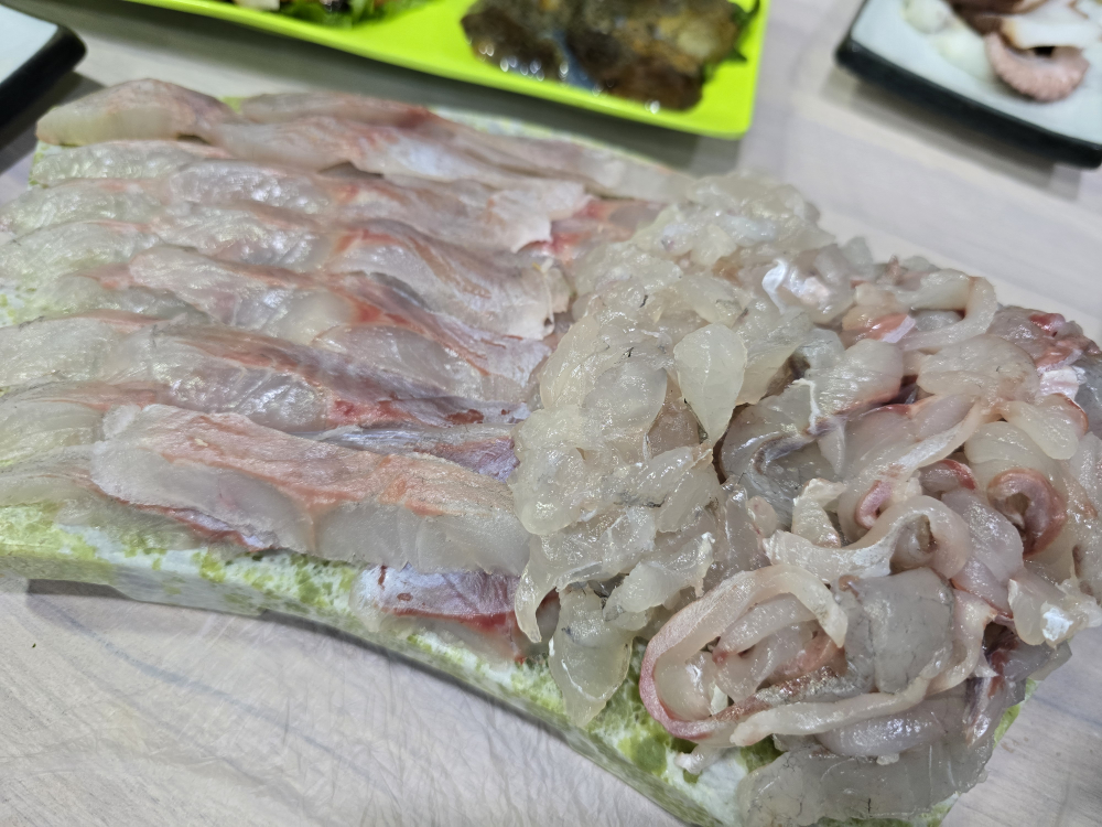 잠수기수협6호횟집 대표 사진