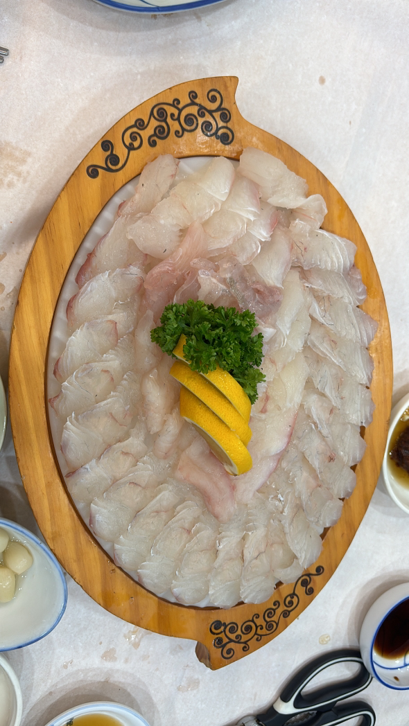 돌고래횟집 사진 4