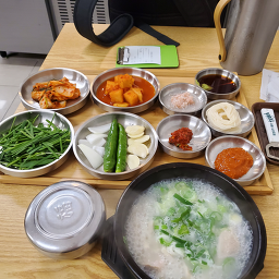 공항앞185돼지국밥 사진 2