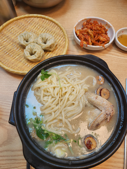 교동닭칼국수 부산본점 사진 4