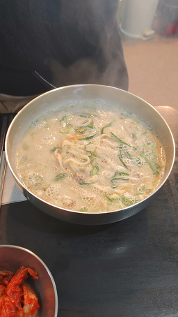 정통칼국수 대표 사진