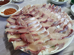 용광횟집 사진 2