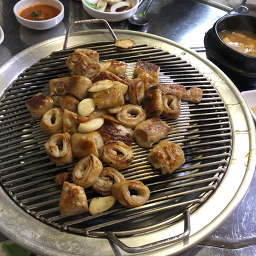 꿀돼지문현곱창 본점 사진 6