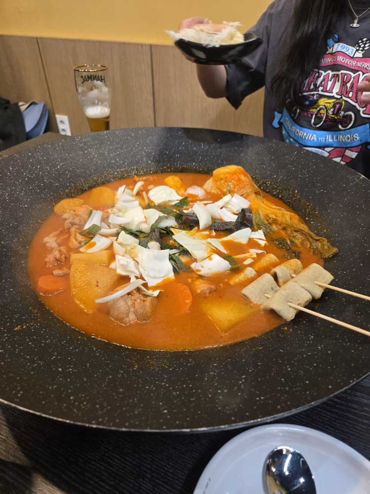 까치솥뚜껑닭도리 가야점 사진 4