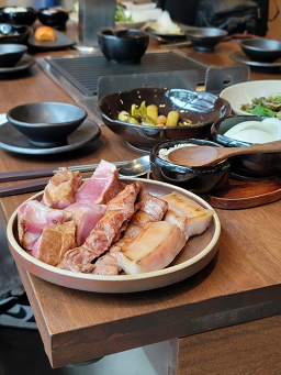 엄용백 돼지구이 동래점 사진 6