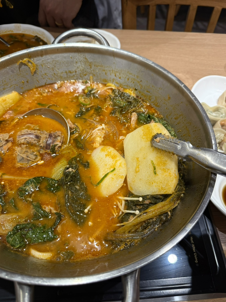 누리마을감자탕 자갈치역점 사진 2