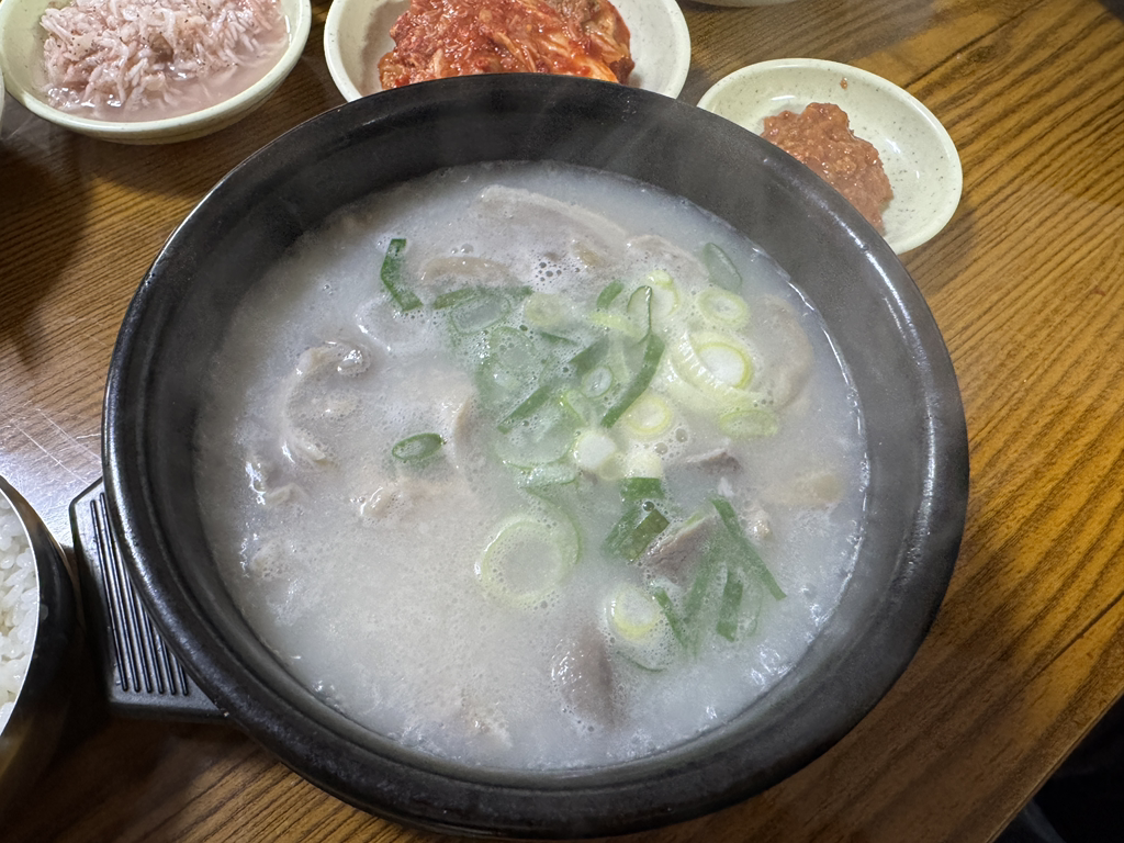 가마솥 돼지국밥 사진 3