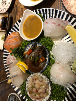 이자카야 하루 대표 사진