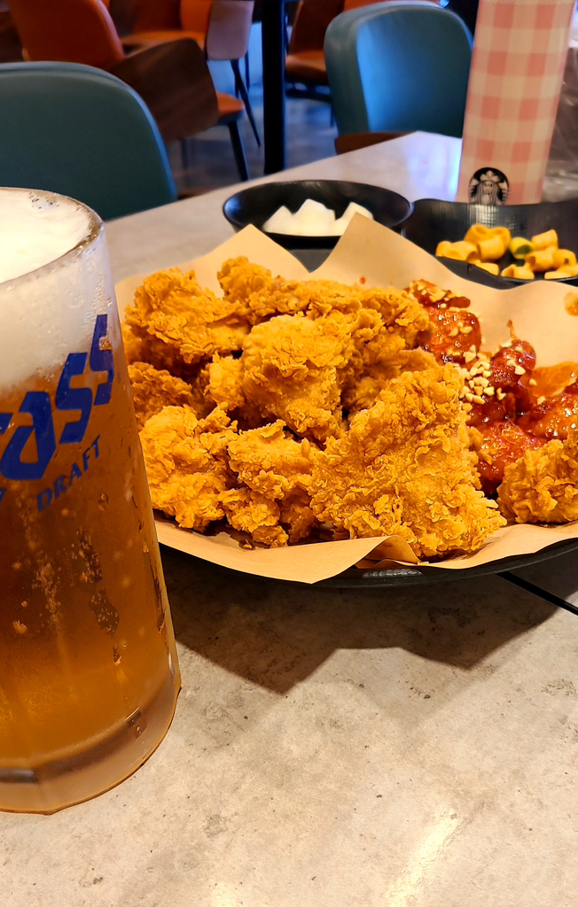 BBQ 부산경성대점 대표 사진