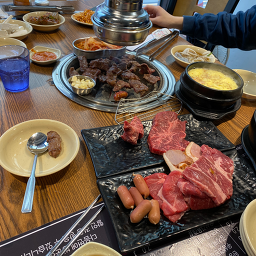 우리동네 소고기무한리필 부천역점 사진 2