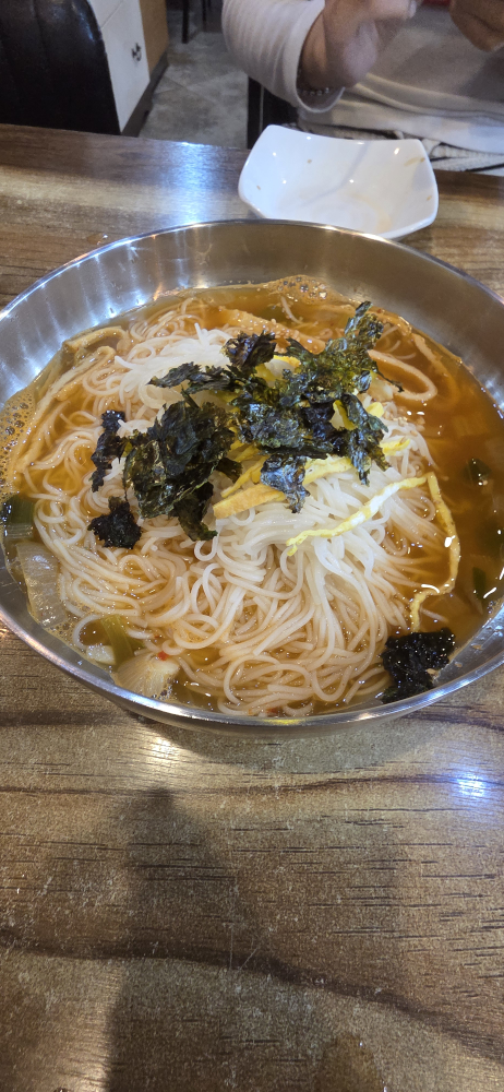이가네부산돼지국밥밀면 사진 2
